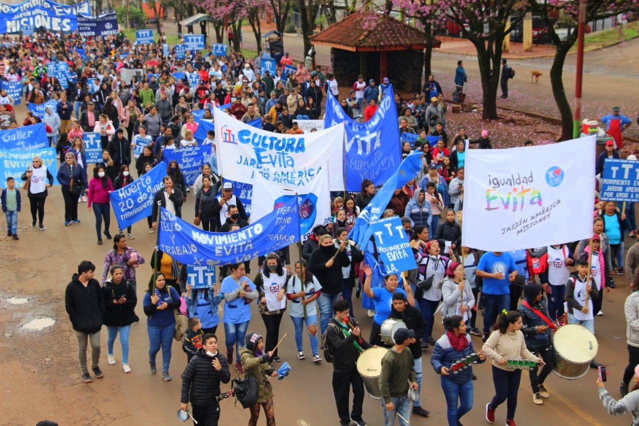 Masivas Marchas De San Cayetano Por Paz Pan Tierra Techo Y Trabajo