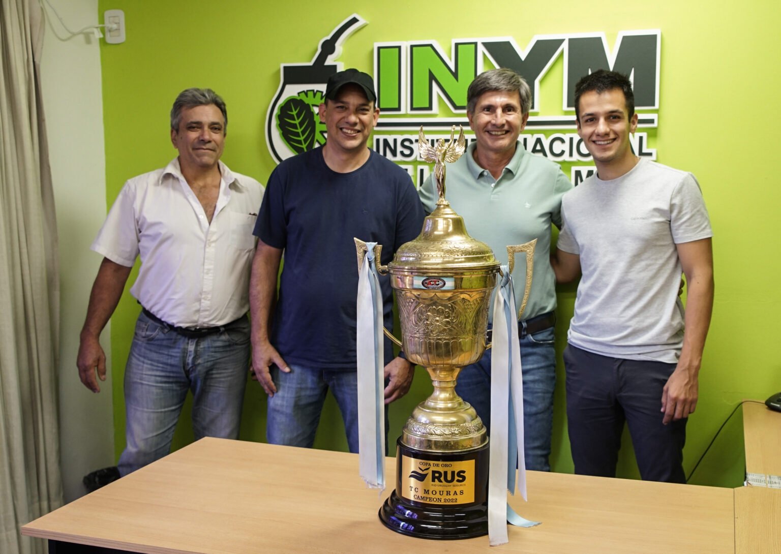 La Energ A Natural De La Yerba Mate Argentina Presente En La Campa A