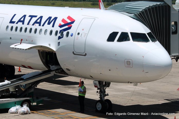 [Imagen: LATAM-Airlines-A320.jpg]