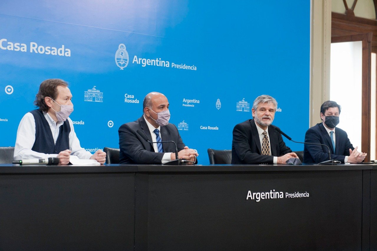 Béliz, Manzur, Filmus y Peirano durante el anuncio en Casa Rosada (izq. a der.).