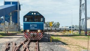 El Gobierno licita por 50 años los trenes de carga Belgrano, San Martín y Urquiza