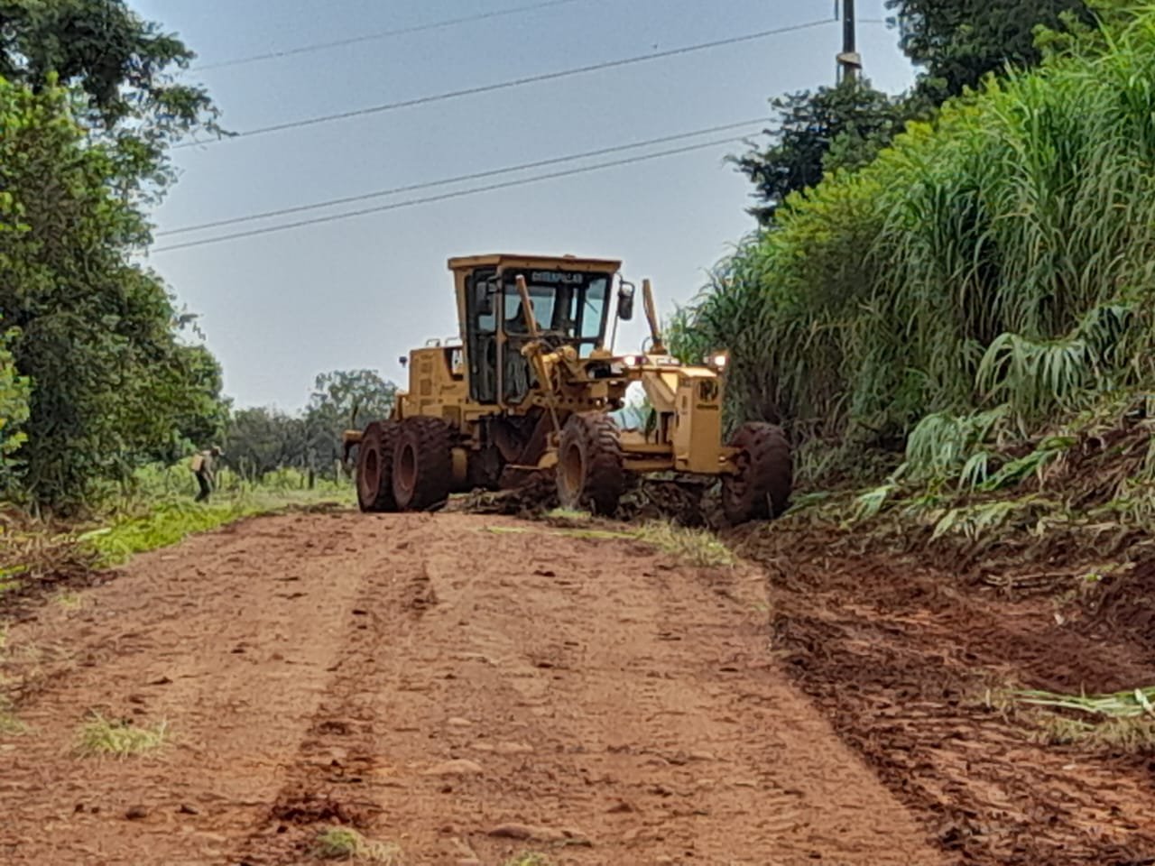 Vialidad Provincial ejecuta trabajos de mantenimiento en las rutas ...