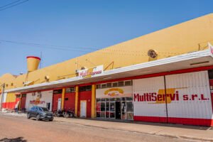 Del salón de ventas a la logística: Multi Express muta su histórica sucursal de calle Japón
