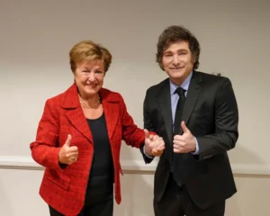 FMI aprueba la revisión del acuerdo y libera USD 1.000 millones para Argentina
