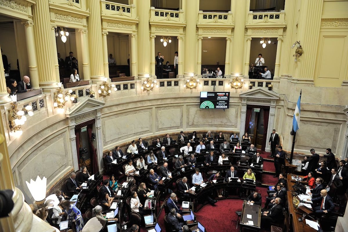 Senado Colour El Senado sancionó dos leyes clave del paquete de seguridad del ...