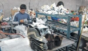 Dass abre retiros voluntarios y profundiza la incertidumbre sobre su planta en Eldorado