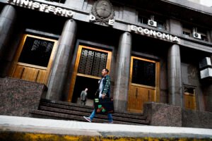 Economía oficializó la emisión de los títulos ofrecidos en la última licitación