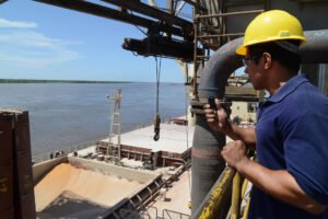 Récord agroexportador: Argentina despachó 52,8 millones de toneladas en el primer semestre