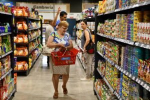 El comercio explica uno de cada siete pesos de la economía misionera, pero el consumo masivo sigue estancado