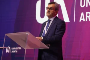 La UIA reclama un pacto fiscal federal para bajar impuestos y recuperar competitividad