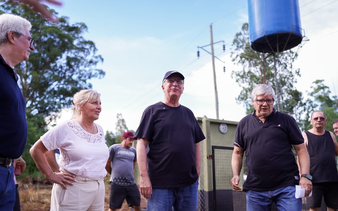 Avanzan las obras de provisión de agua potable en colonia las Tunas de ...