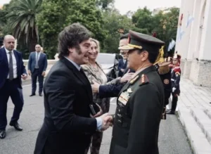 Milei reordena la OSFA: jerarquías de secretario y subsecretario para la nueva cúpula