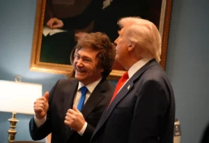 Trump impondrá nuevos aranceles de hasta 12,5% a 60 países y Argentina quedó incluida