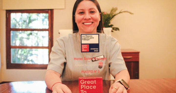 Marina González Mareco, es responsable de Recursos Humanos del hotel Saint George.