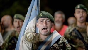 El Gobierno amplía el suplemento por título para militares: alcanzará a más integrantes de las Fuerzas Armadas