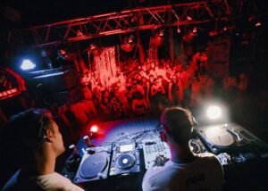 Void Forest y Quiero Entrar aplicarán la novedosa “Media Entrada Social” en Posadas