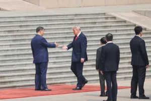 Xi Jinping pide a EE.UU. ser “socios y no rivales”