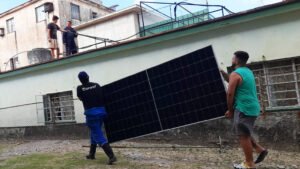 Cuba trata de aliviar bloqueo petrolero con nuevos incentivos al sector privado