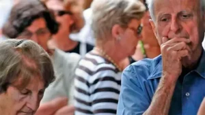 Médicos y odontólogos de PAMI continúan el paro y crece la preocupación entre los afiliados