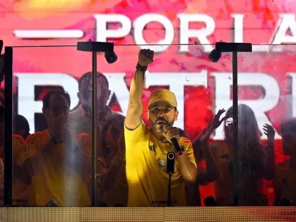 Abelardo de la Espriella en su discurso tras la victoria de la primera vuelta. Foto:AFP