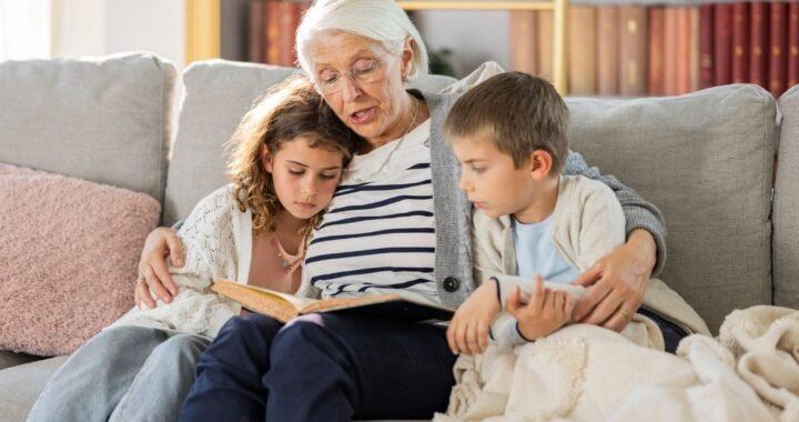 Imagen ilustrativa. La Cámara de Apelaciones de Oberá confirmó un esquema gradual y supervisado de contacto entre una abuela y sus nietos, en una causa que expuso el delicado equilibrio entre los vínculos familiares y la responsabilidad parental.