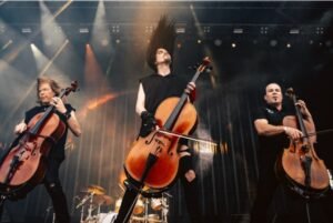 Apocalyptica vuelve a la Argentina con un homenaje sinfónico a Metallica