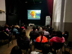 Cine, juegos y encuentro: éxito de convocatoria en el receso invernal de la Casa del Bicentenario