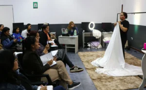La Oficina de Empleo de Posadas inició un taller gratuito de decoración de eventos con amplia convocatoria
