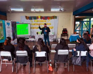 Cultivar autonomía: Misiones fortalece las huertas en escuelas especiales con capacitación e insumos