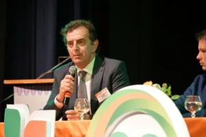 Interbarge propone bajar hasta US$1.000 por contenedor el costo logístico del NEA con una red de puertos