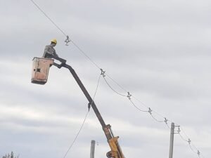 Nueva infraestructura eléctrica para 200 familias de Terciados Paraíso