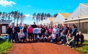 Diversificación productiva: 20 familias tabacaleras incorporan la floricultura en siete municipios