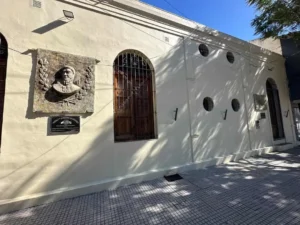 La asociación cultural Sanmartiniana invita a una Vigilia en homenaje al General San Martín