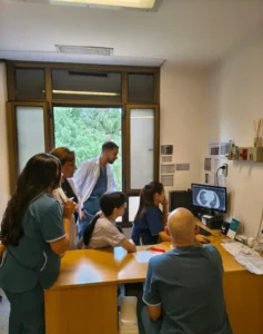 Del temor de la pandemia a liderar la próxima generación: el neumonólogo que eligió quedarse en el Madariaga