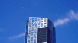 Argentina LNG: YPF presentó el RIGI más grande por US$51.000 millones para exportar GNL desde Vaca Muerta