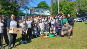 Adoptá Un Árbol: alumnos de Posadas transformaron aprendizaje ambiental en acción