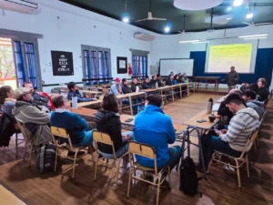 Apóstoles reunió al sector hidropónico y prepara un Hackatón para resolver sus desafíos