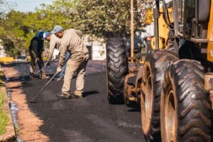 Alem avanza con nuevas cuadras de asfalto