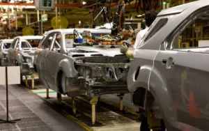 El Gobierno celebró el acuerdo laboral entre SMATA y Renault con banco de horas